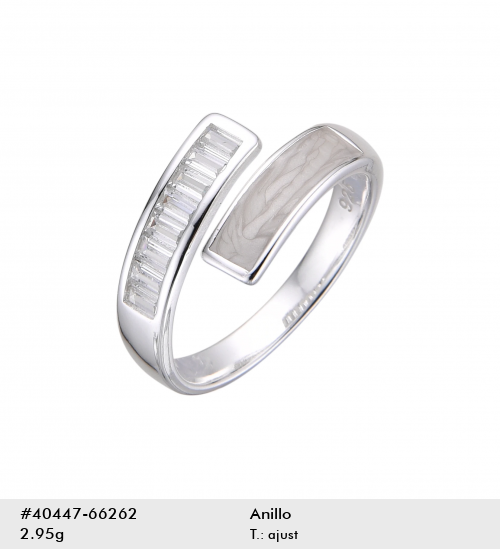 Anillo abierto con baguettes